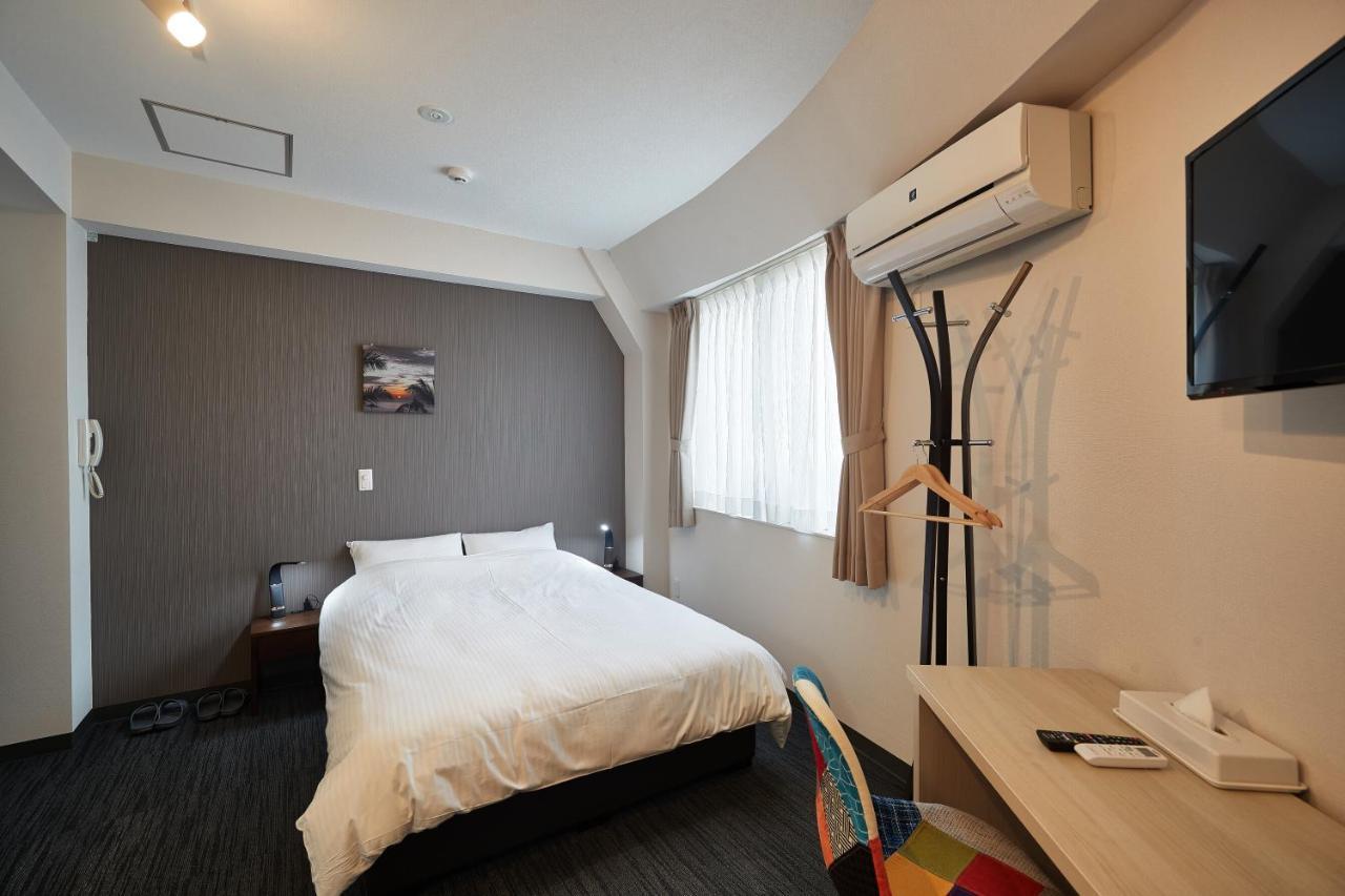 Hotel Wave Naha Extérieur photo